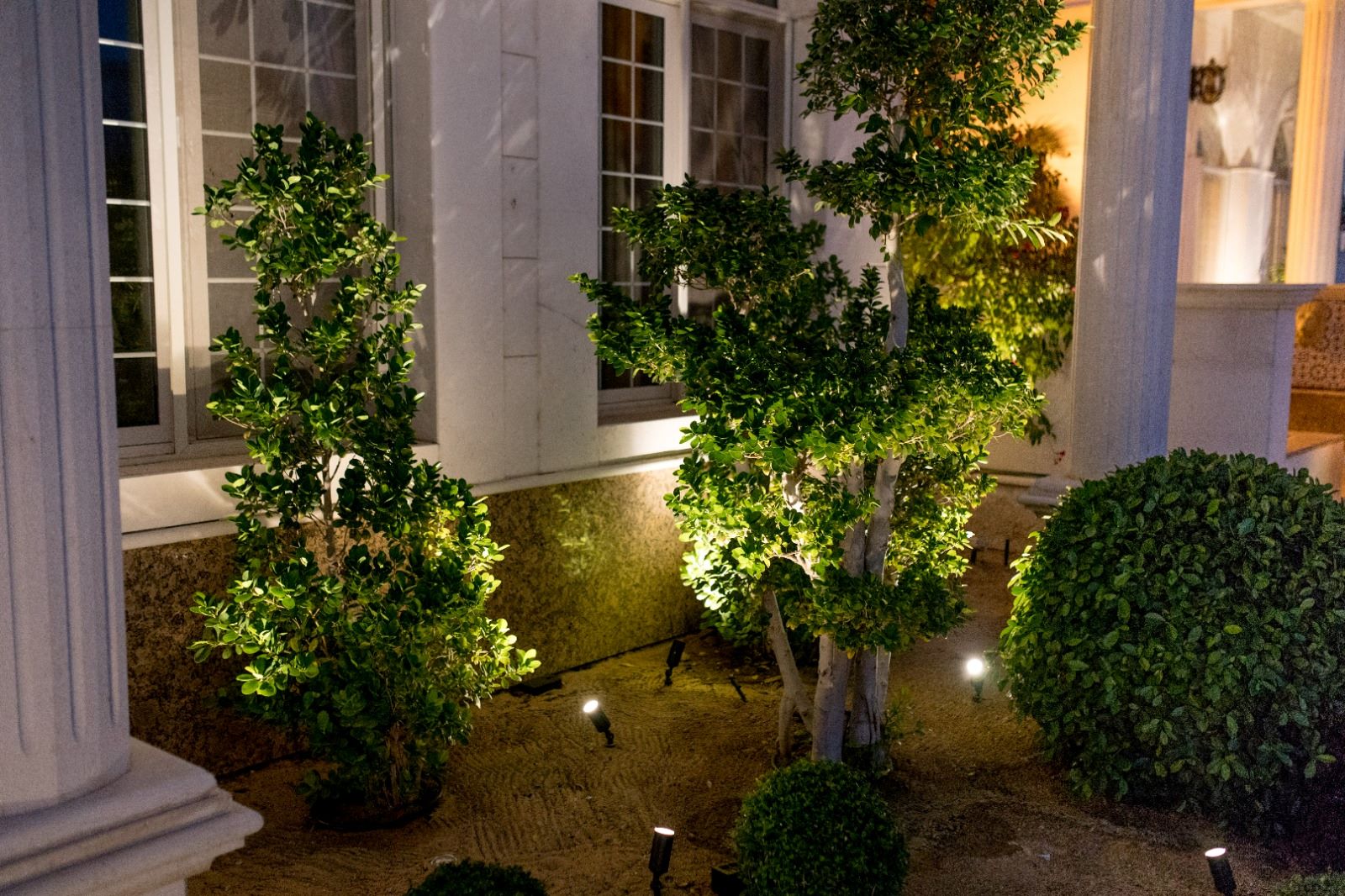 Landscape lighting Emirates Hills Dubai