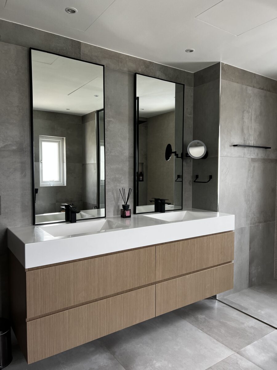 Bathroom fit-out Grand Builder Dubai