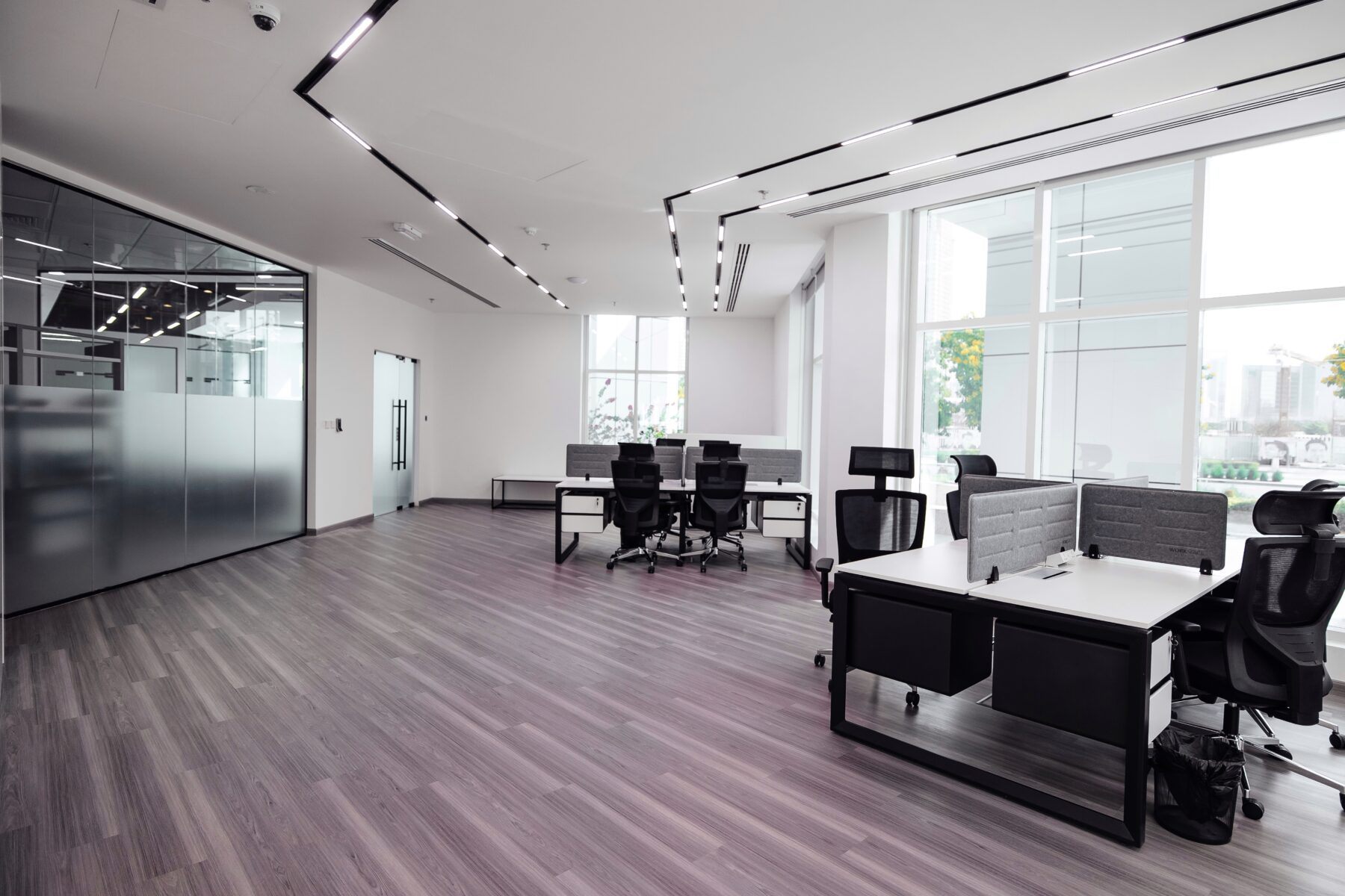 Office renovation and fit-out at Emmay Tower Dubai — Grand Builder